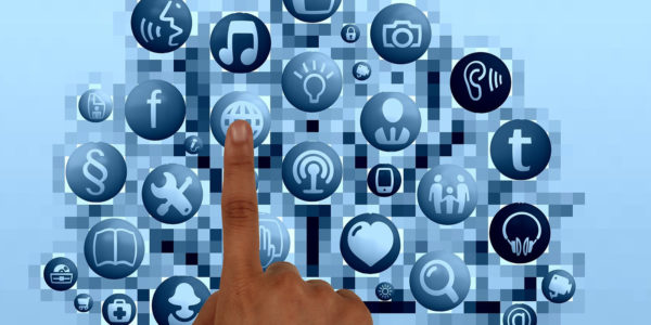For B2B Sales Success, Blend the Human Touch with Your Digital Transformation
